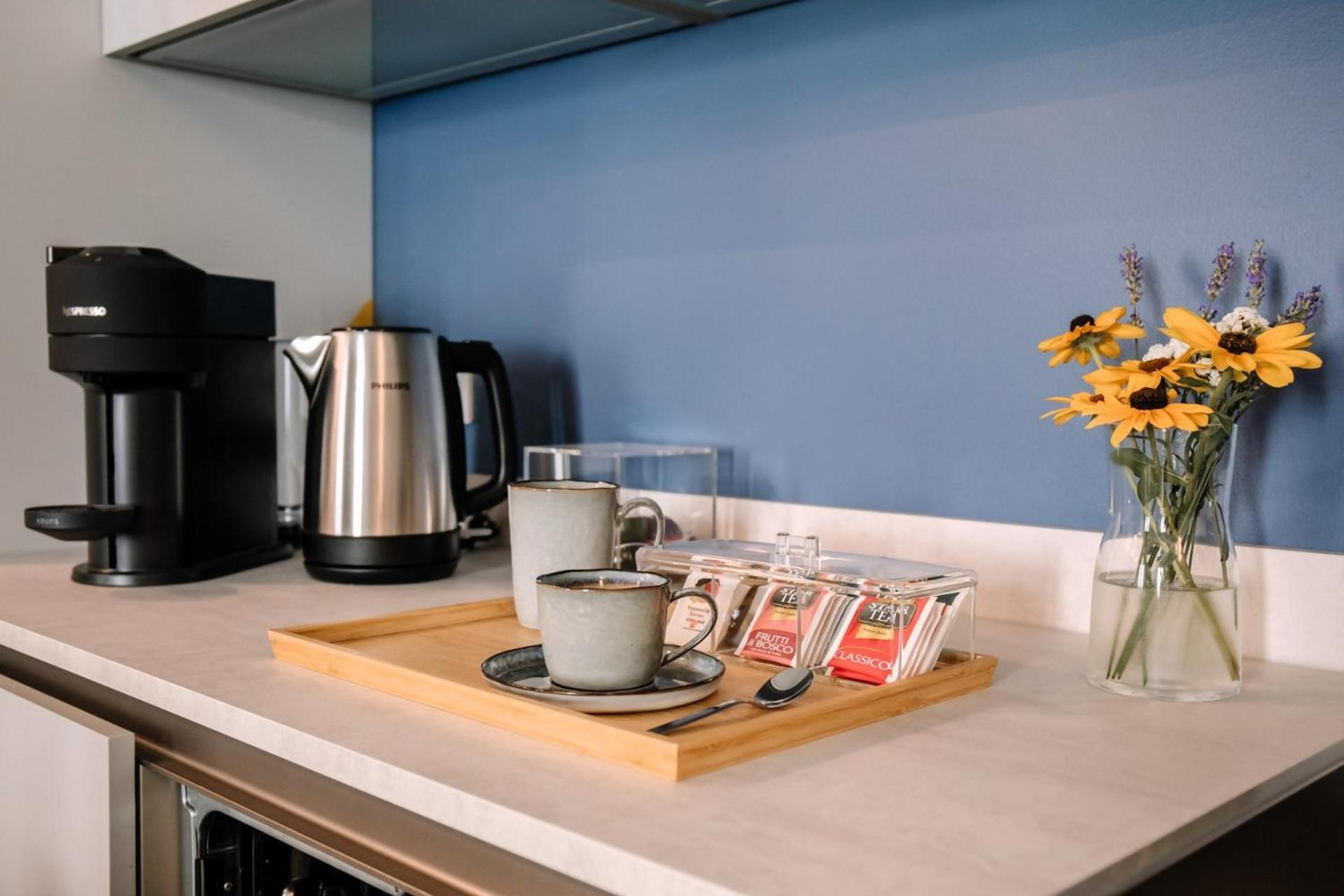 Elegant Beige Apartment - 5 Minutes From The Lake Como Eksteriør billede
